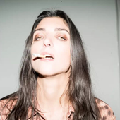 Julia Guez.png