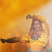 yellow beyoncé