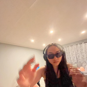 Ellauwu 的头像