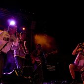 live at Vlasti