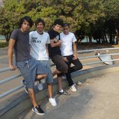 Galãs xD