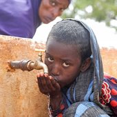 somalia-draught-01-rt-iwb-220719_1658235801109_hpMain_16x9_1600[1].jpg
