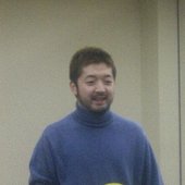 Nujabes playing tennis 