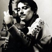 Roberto Luna - Playing Guitar.