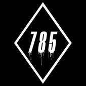 785