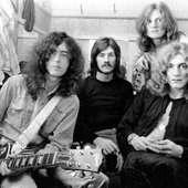 led-zeppelin-Chris-Walter-Credit-WireImage-1611770017-768x512.jpg