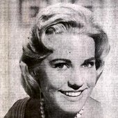 Alicia Adams