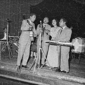 Ambonia_Serenaders_concertgebouw_Haarlem,_1956.jpg