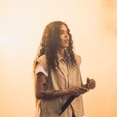 070 Shake