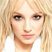 Britt-britney-spears-15301487-500-500.jpg