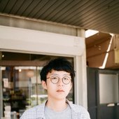 井手健介