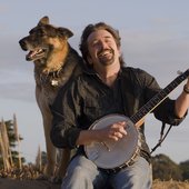 michael_gaither_dog-banjo_hires.jpg