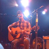 Meric Long performing as the Dodos