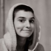 © Jill Furmanovsky