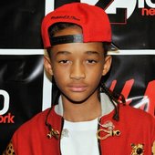 jaden-smith-now-main_400x550.jpg