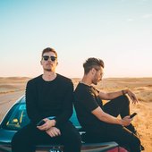  Loud Luxury