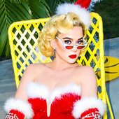 Katy Perry, Cozy Little Christmas