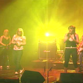 Han og jentene @ UKM Rogaland 2007