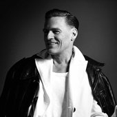 Bryan Adams