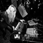 Pharmakon