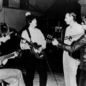 Beatles_and_George_Martin_in_studio_1966.JPG