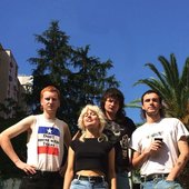 Amyl and the Sniffers