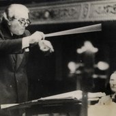 Villa-Lobos ensaiando a Orquestra Sinfônica de Viena, em 13 de março de 1953