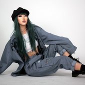 Cam Girl (Korean-American Electronic artist)