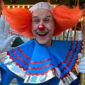 David Arquette as Bozo