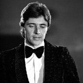 Sacha Distel