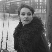 Barbara (singer) - Wikipedia.png