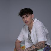 Italian singer Dennis, previously known as "Deddy"