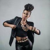 MzVee