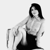 Suzi-Suzuki-Feet-3344478~2.jpg