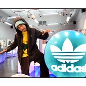 Onechot is sponsored by Adidas Original