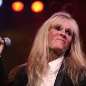 Kim Carnes live