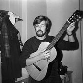 Kim_Floor,_1969.jpg