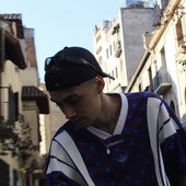 Flakopodrioo0