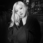b&w