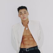 양다일 (Yang Da Il)