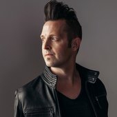 Lincoln Brewster