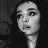 Poppy B&W