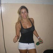 romina lescano,,, vamos los piiibes