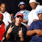 D12