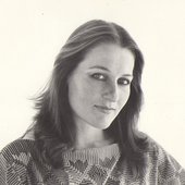 1976-laurika-2.jpg