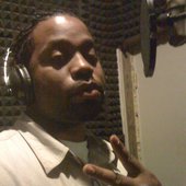 Skurge puttin in work in the booth. Omina Labs.