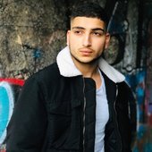 Buman (The General) | Estilo con Chaqueta Negra