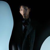 俞彬