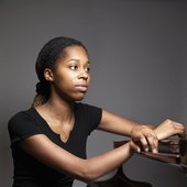 Jeneba_Kanneh_Mason_1_credit_John Davis.JPG