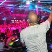 Andrez LIVE @ Mania